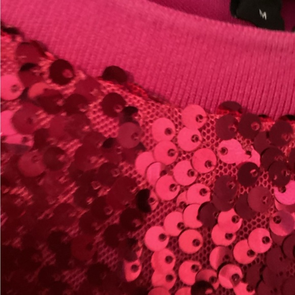 Sequin T-Shirt - Picture 4 of 5